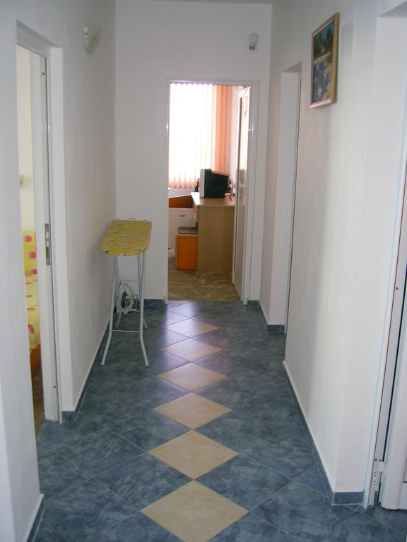 Sianie Guest House Ravda Exterior photo
